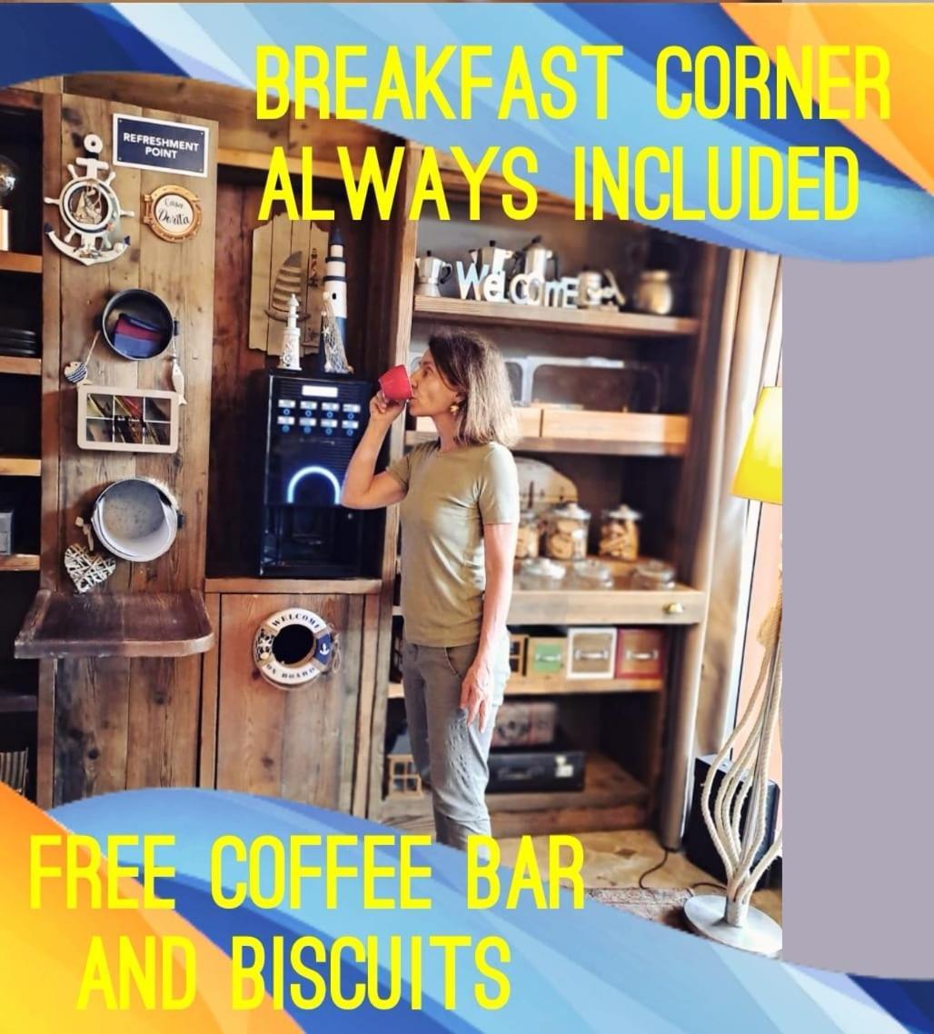 Casa Dorita - Free Breakfast Corner 8-12 Hotel แชร์เวีย ภายนอก รูปภาพ